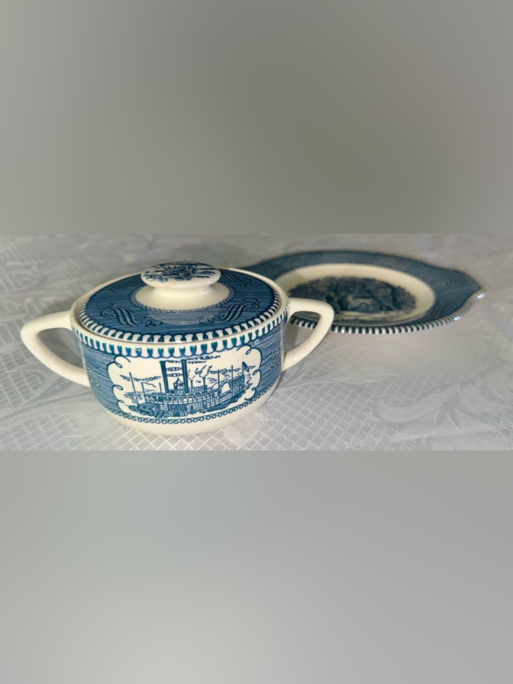 SOLD! -Currier & Ives Blue & White Sugar Bowl w/ Lid & Plate – Vintage - Picture 13 of 14
